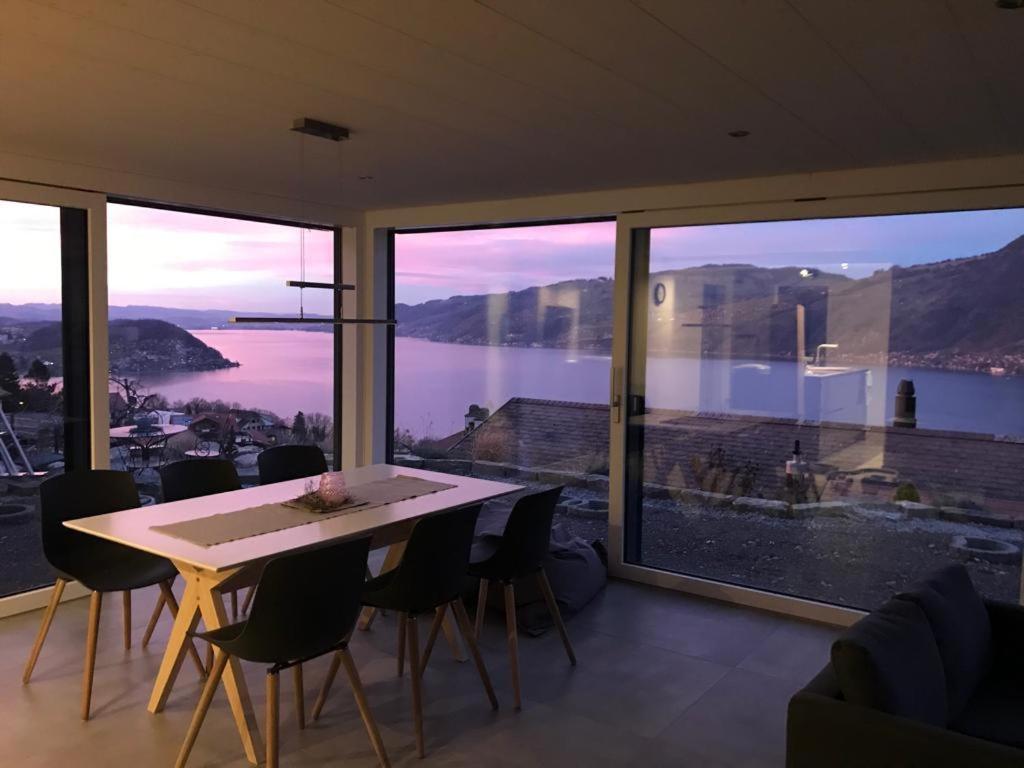 Moderne Unterkunft Mit Panoramablick Auf Thunersee Krattigen Exterior photo
