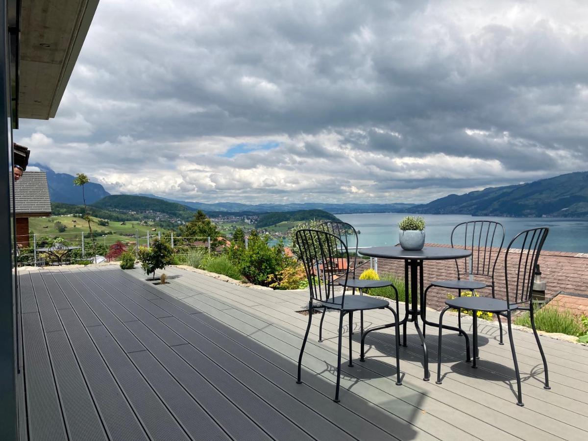 Moderne Unterkunft Mit Panoramablick Auf Thunersee Krattigen Exterior photo