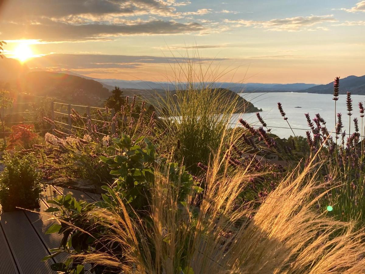 Moderne Unterkunft Mit Panoramablick Auf Thunersee Krattigen Exterior photo