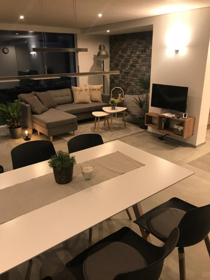 Moderne Unterkunft Mit Panoramablick Auf Thunersee Krattigen Exterior photo