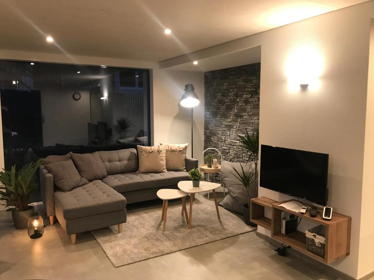 Moderne Unterkunft Mit Panoramablick Auf Thunersee Krattigen Exterior photo